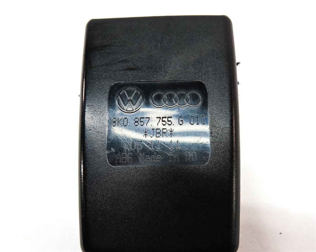 Thumbnail 6: 2009-2017 AUDI A4 A5 S4 S5 RS5 (B8 8K 8T) LEFT FRONT SEATBELT BUCKLE RECEIVER