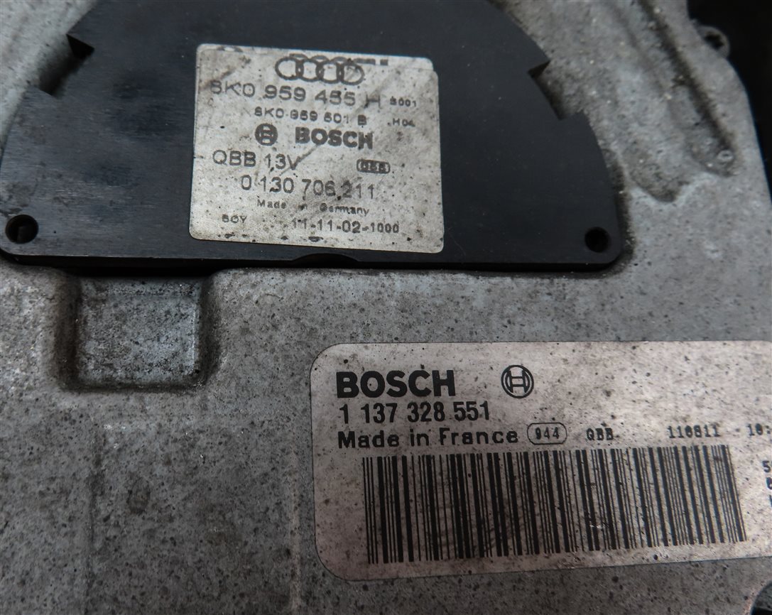 Thumbnail 7: 2009-2012 AUDI A5 S4 S5 (B8 8K 8T 8R) RADIATIOR COOLING FAN ASSEMBLY & SHROUD