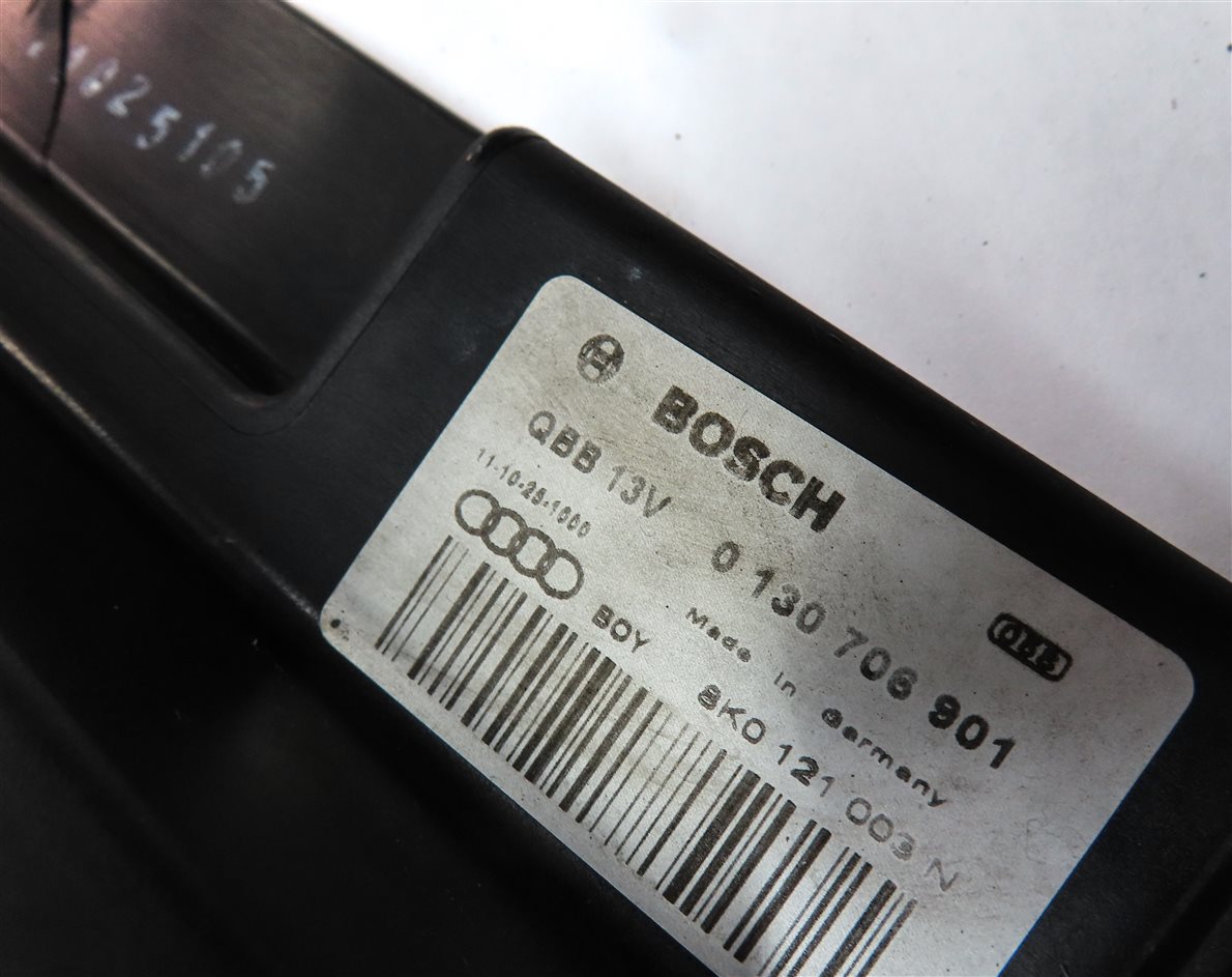 Thumbnail 9: 2009-2012 AUDI A5 S4 S5 (B8 8K 8T 8R) RADIATIOR COOLING FAN ASSEMBLY & SHROUD