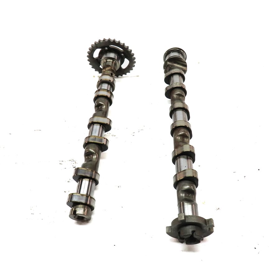 Thumbnail 4: 2012 AUDI S4 (B8 8K) 3.0L (CCBA) FRONT LEFT DRIVER CYLINDER HEAD CAMSHAFT SET/2