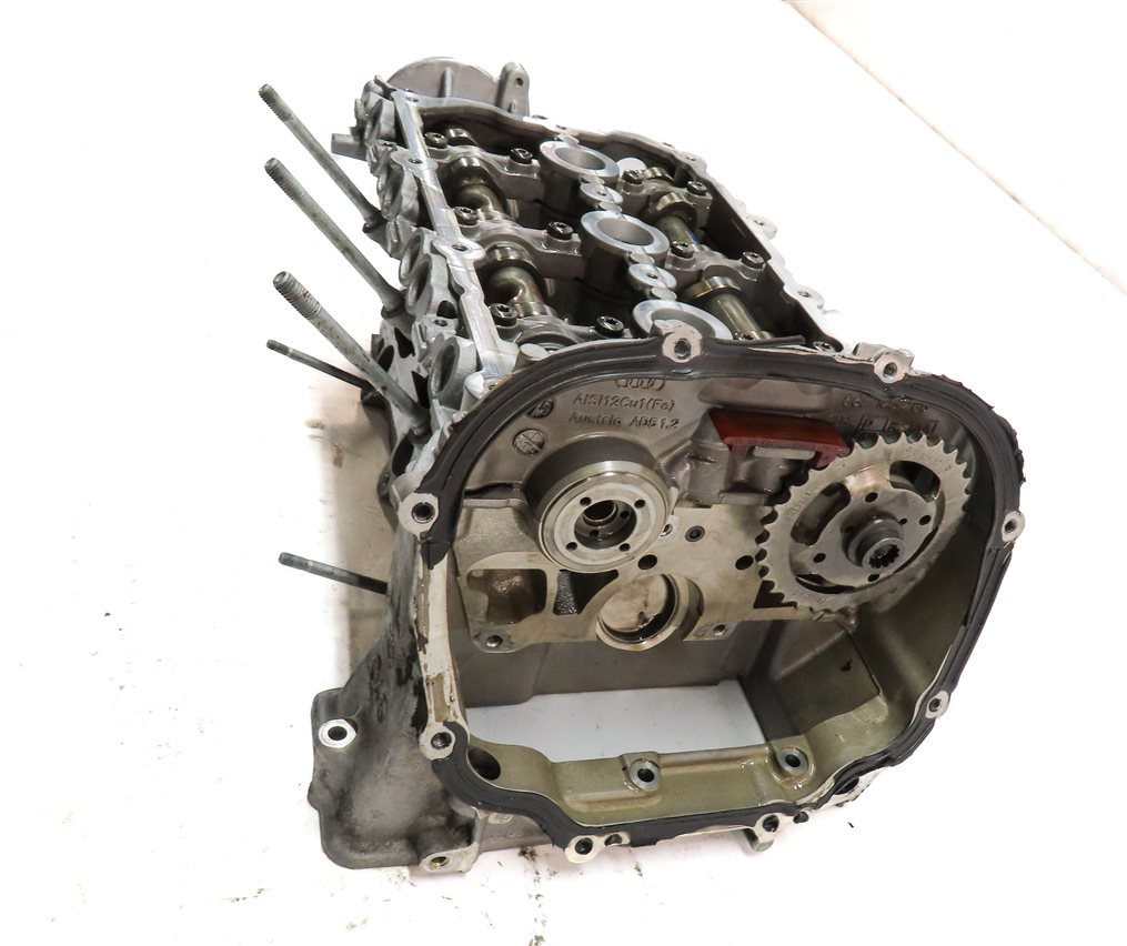 Thumbnail 4: 2009-2012 AUDI A6 S4 S5 (C7 B8 8K 8T) 3.0L SUPER RIGHT CYLINDER HEAD ASSEMBLY