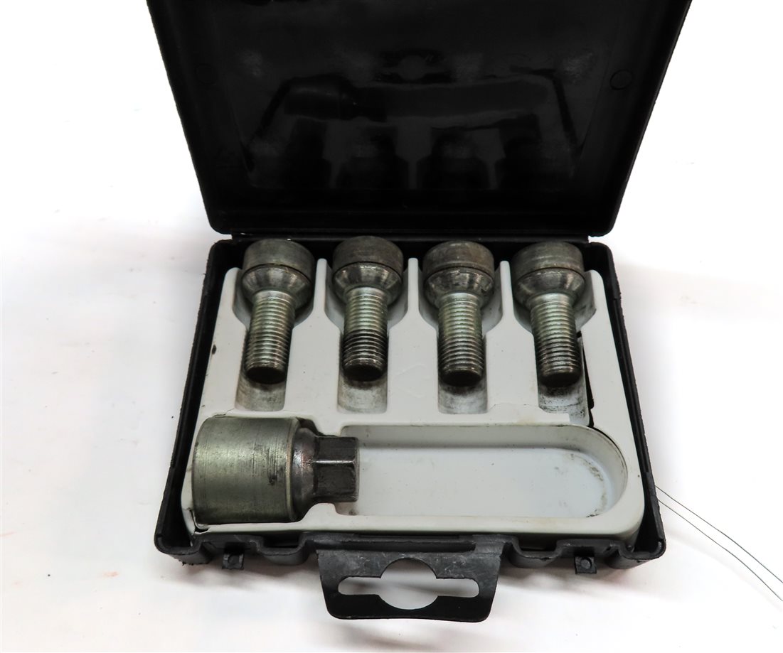 Thumbnail 5: 2012 AUDI A6 (C7 4G) FRONT REAR LEFT RIGHT WHEEL STUD LOCKING SET w/ KEY CASE