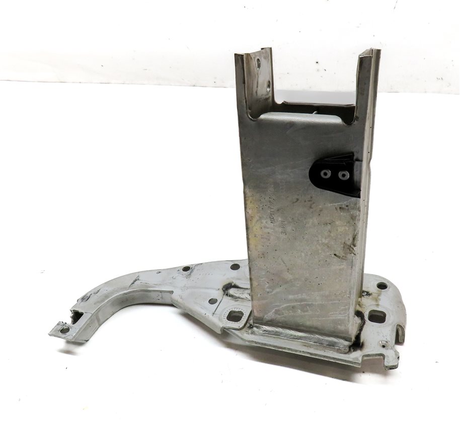 12-18 AUDI A6 A7 S6 S7 RS7 (C7 4G8) FRONT RIGHT PASSENGER BUMPER MOUNT BRACKET