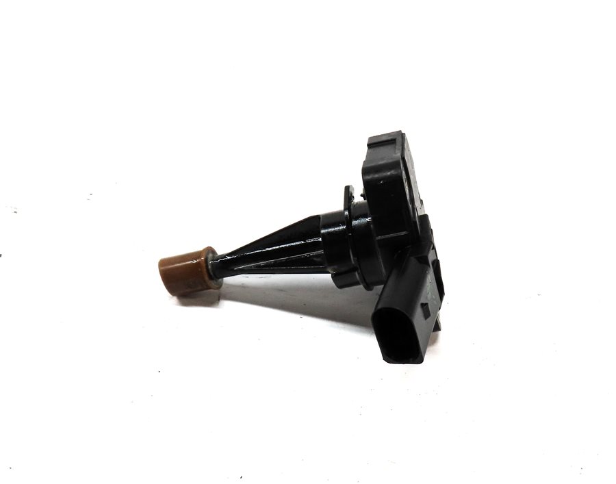 Thumbnail 4: 2012 AUDI A6 (C7 4G) 3.0L (CGXB) ENGINE MOTOR OIL FLUID LEVEL SENSOR