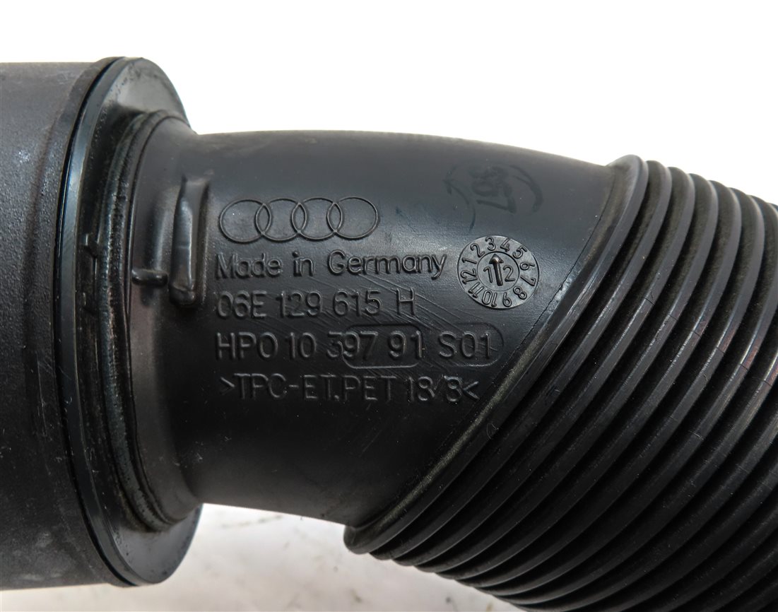 Thumbnail 7: 2012 AUDI A6 (C7 4G) 3.0L (CGXB) SUPERCHARGED ENGINE AIR INTAKE HOSE PIPE