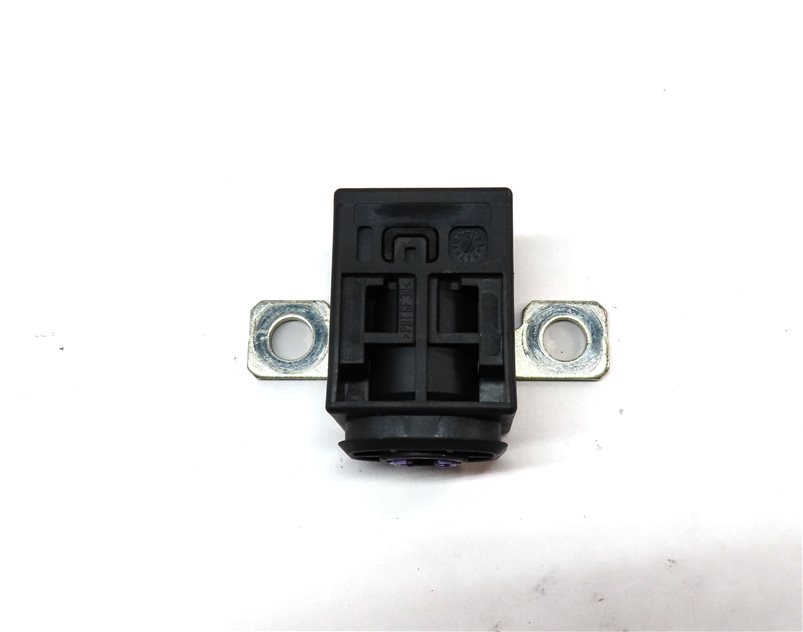 Thumbnail 4: 2012 AUDI A6 (C7 4G) 3.0L (CGXB) ENGINE BATTERY OVERLOAD PROTECTION SWITCH