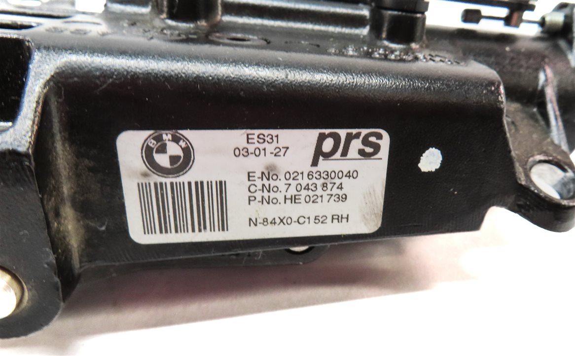 Thumbnail 7: 03 BMW Z4 CONVERTIBLE (E85) LEFT & RIGHT CONVERTIBLE TOP LIFT CATCH LATCH SET/2