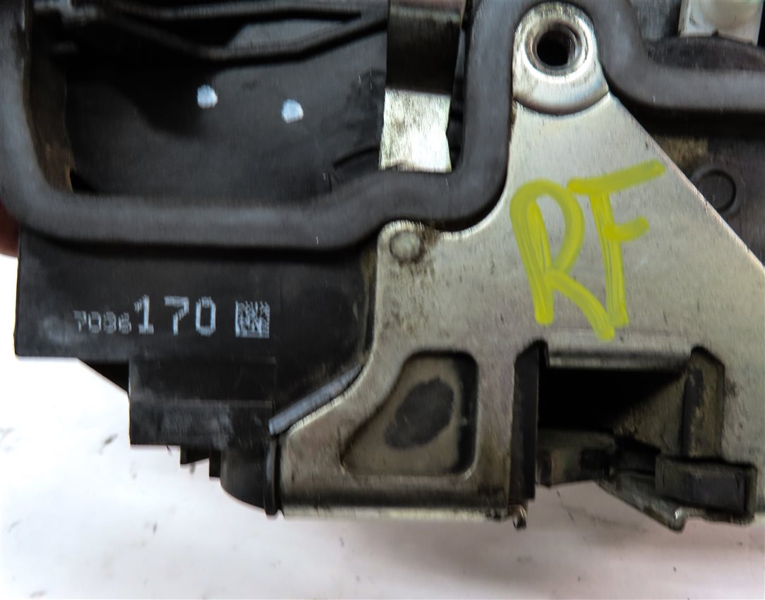 Thumbnail 6: 06-18 BMW 1/2/3/5/6/7/M3/M5/M6/X3/X5/X6/Z4 RIGHT FRONT DOOR LOCK LATCH ACTUATOR