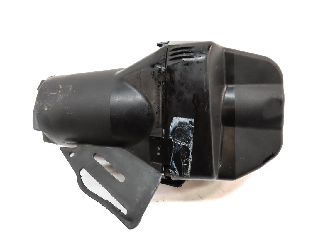 Thumbnail 6: 2003 BMW Z4 CONVERTIBLE (E85) CONVERTIBLE TOP HYDRAULIC LIFT PUMP HOUSING