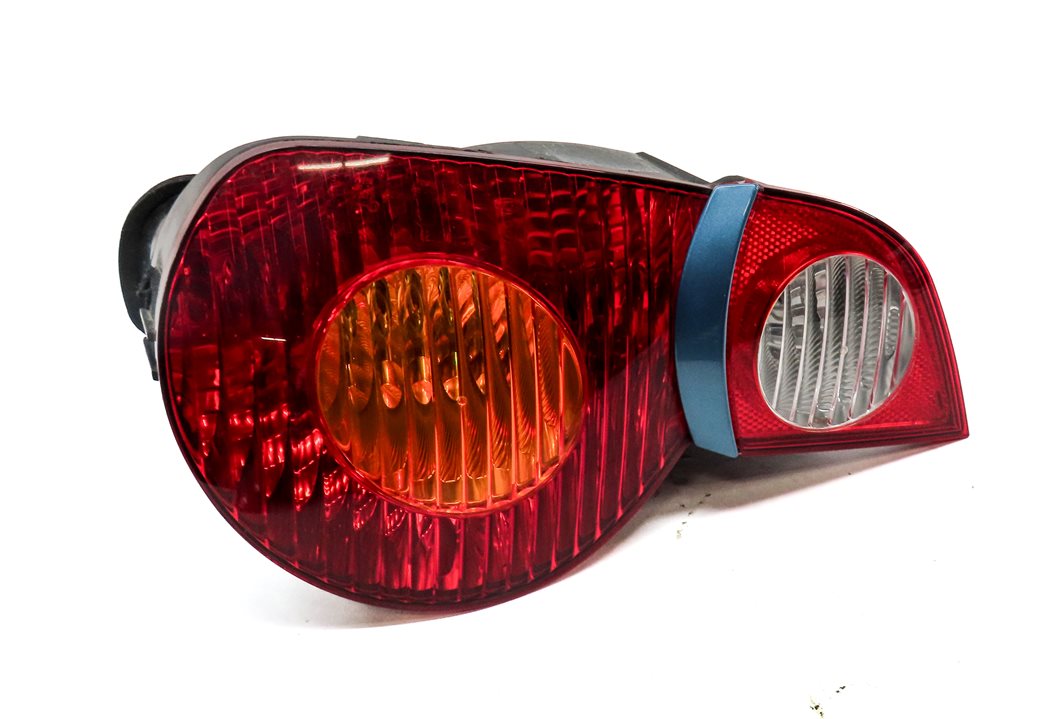 Thumbnail 3: 2003-2005 BMW Z4 (E85) REAR LEFT DRIVER TAILLIGHT BRAKE TAIL LIGHT LAMP (BLUE)