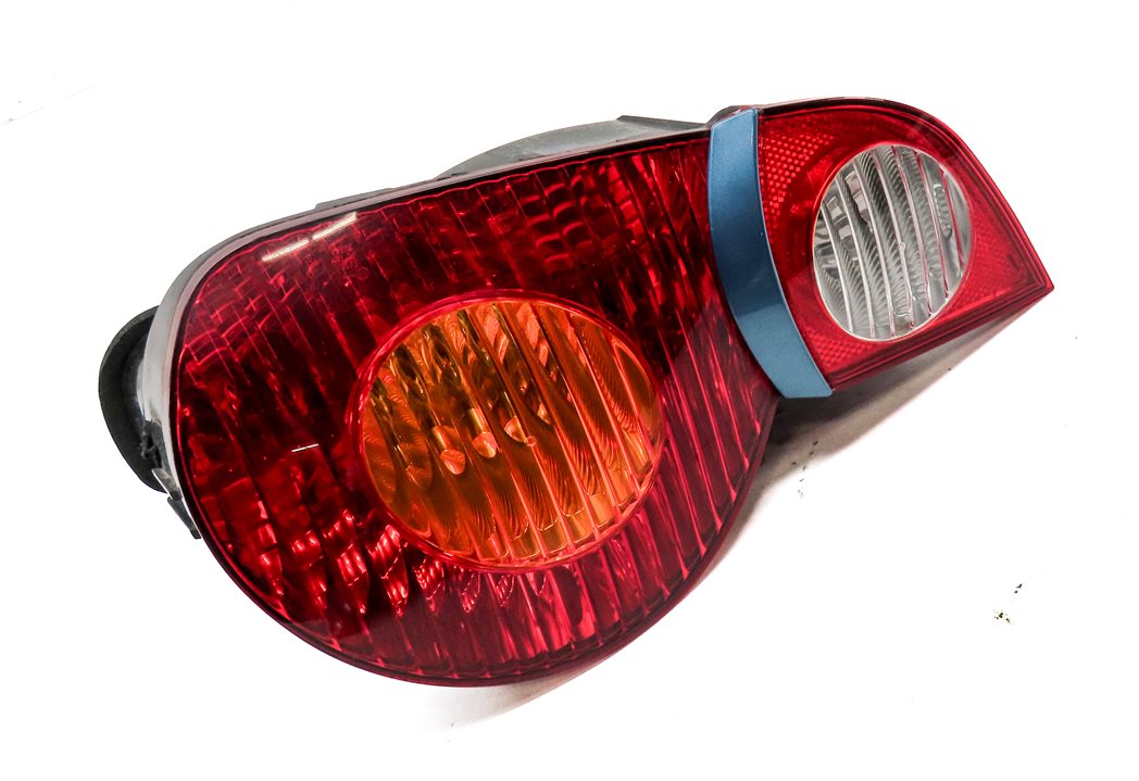 Thumbnail 4: 2003-2005 BMW Z4 (E85) REAR LEFT DRIVER TAILLIGHT BRAKE TAIL LIGHT LAMP (BLUE)
