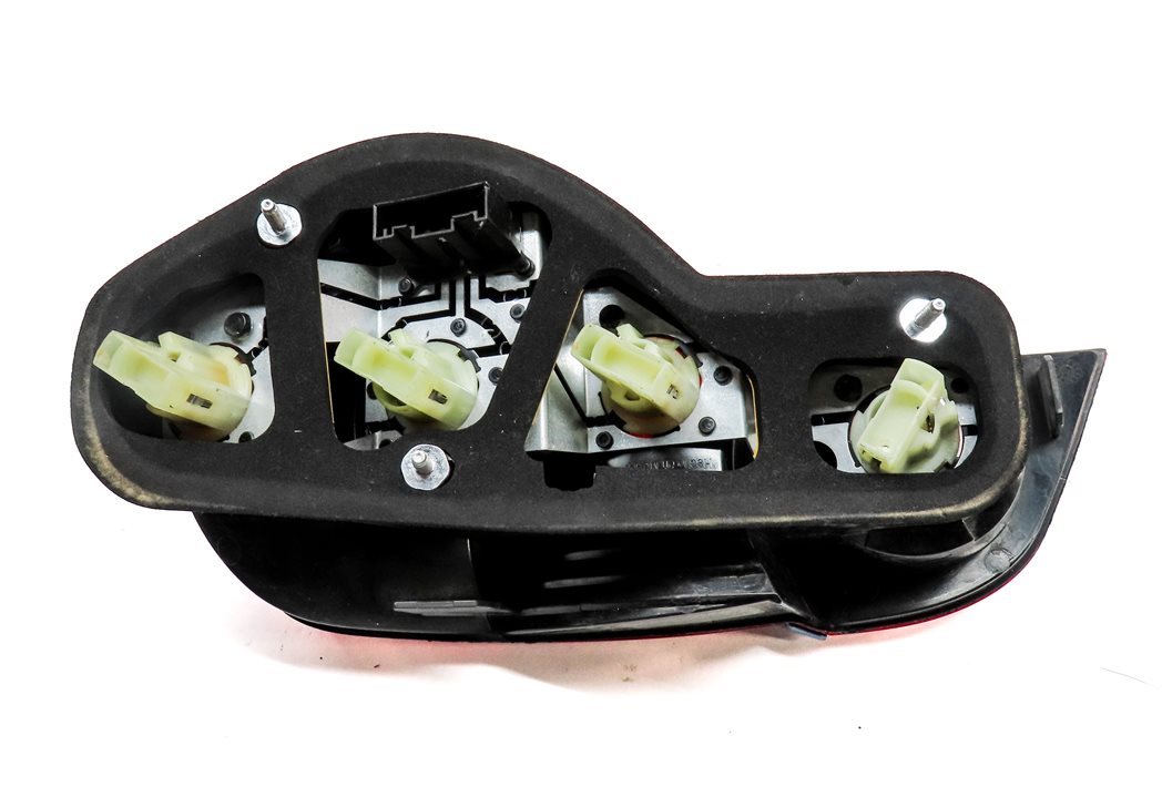 Thumbnail 5: 2003-2005 BMW Z4 (E85) REAR LEFT DRIVER TAILLIGHT BRAKE TAIL LIGHT LAMP (BLUE)