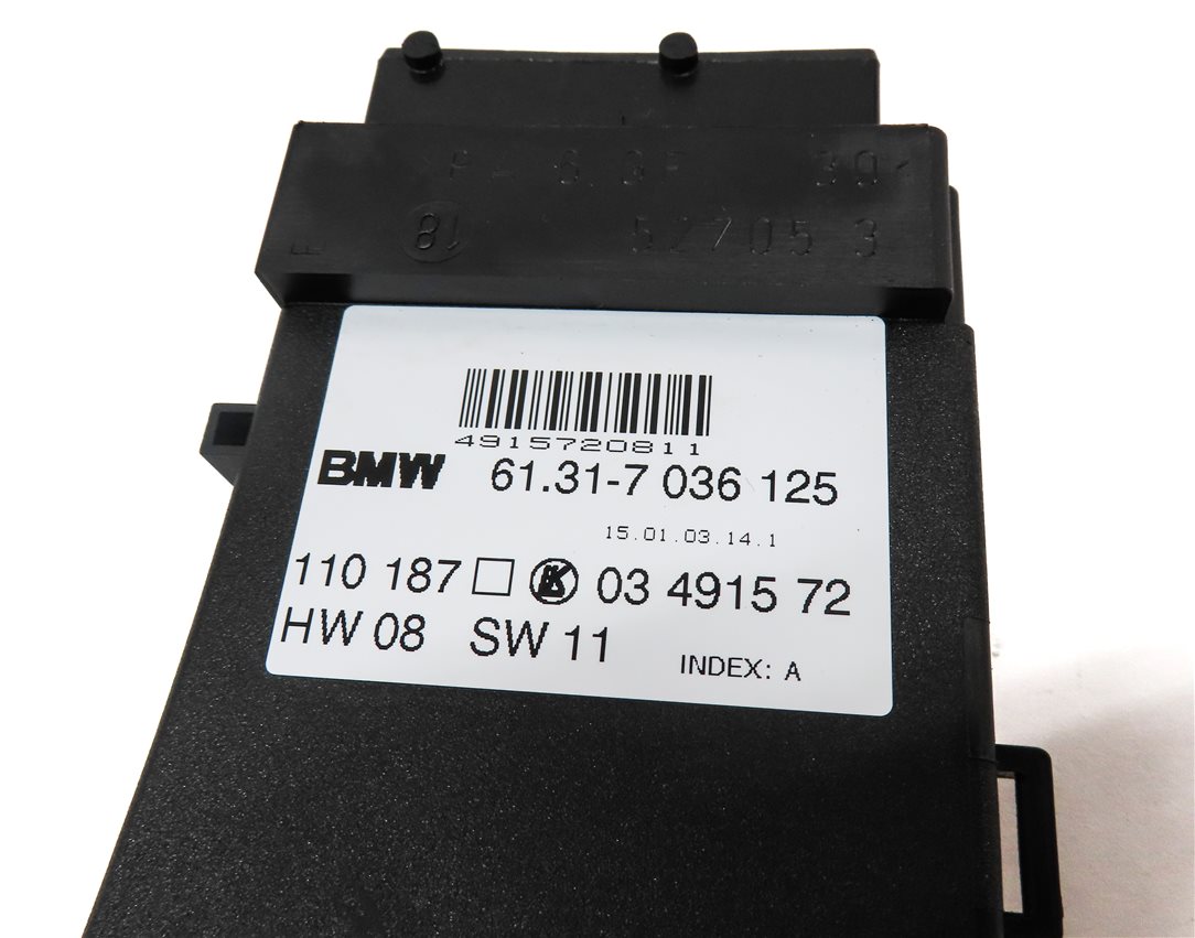 Thumbnail 6: 2003 BMW Z4 CONVERTIBLE (E85) FRONT LEFT DRIVER SEAT ADJUST SWITCH w/MEMORY