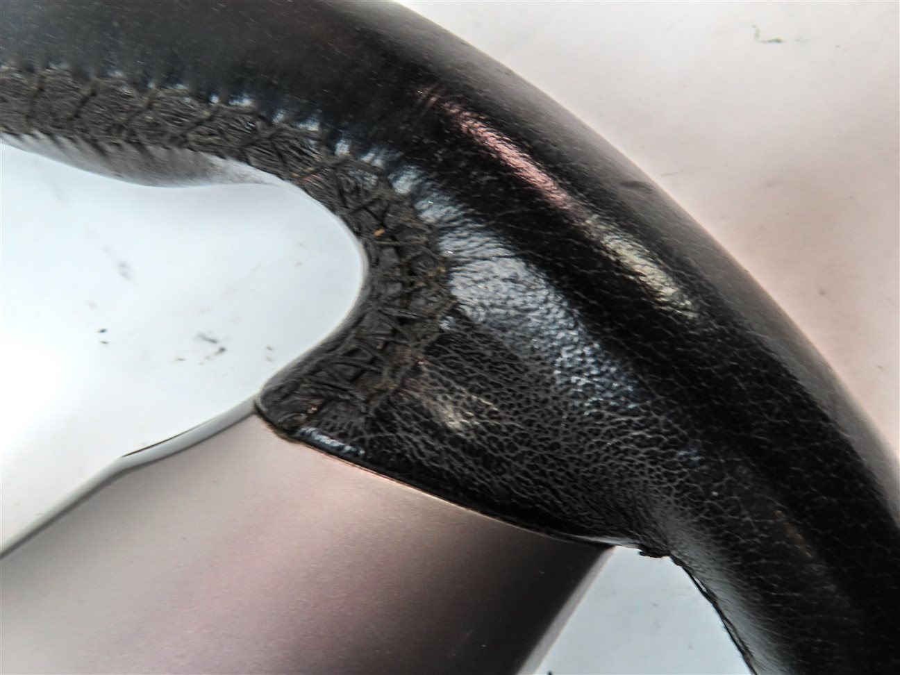 Thumbnail 6: 2003-2006 BMW Z4 (E85) LEFT DRIVER 3-SPOKE SPORT STEERING WHEEL w/ SHIFT PADDLES