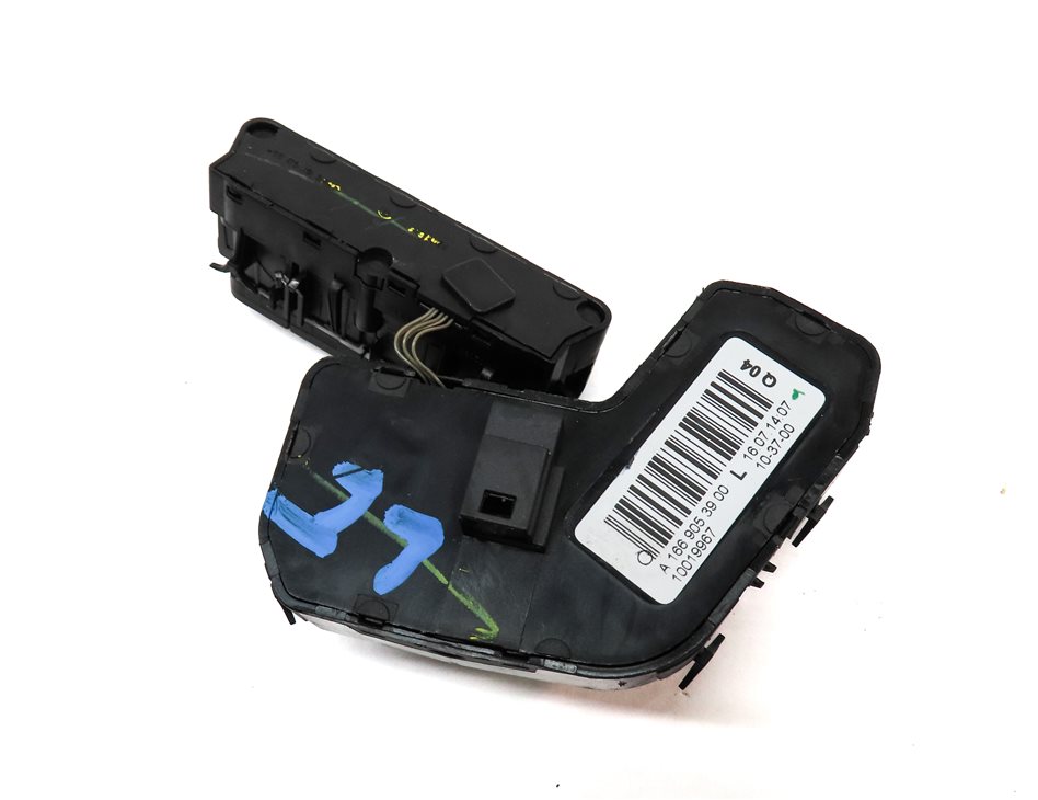 Thumbnail 5: 12-18 CLA G GL ML C117 W166 W242 W463 X166 FRONT LEFT DRIVER MEMORY SEAT SWITCH