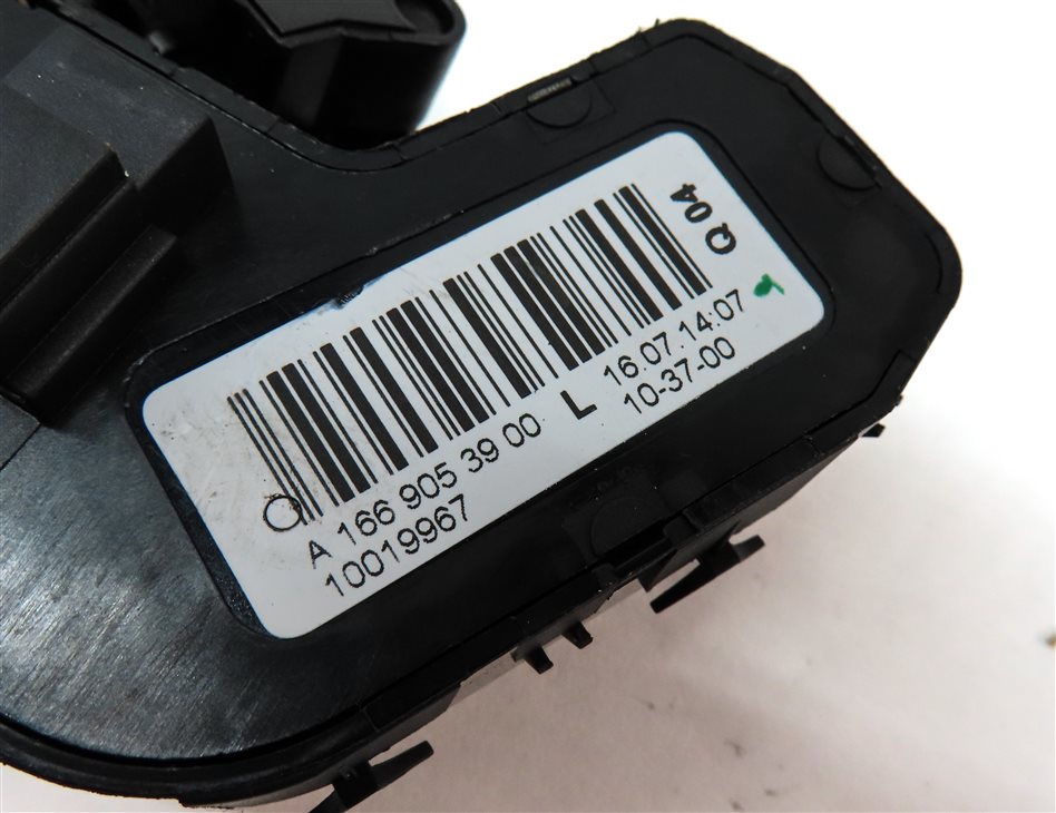 Thumbnail 6: 12-18 CLA G GL ML C117 W166 W242 W463 X166 FRONT LEFT DRIVER MEMORY SEAT SWITCH