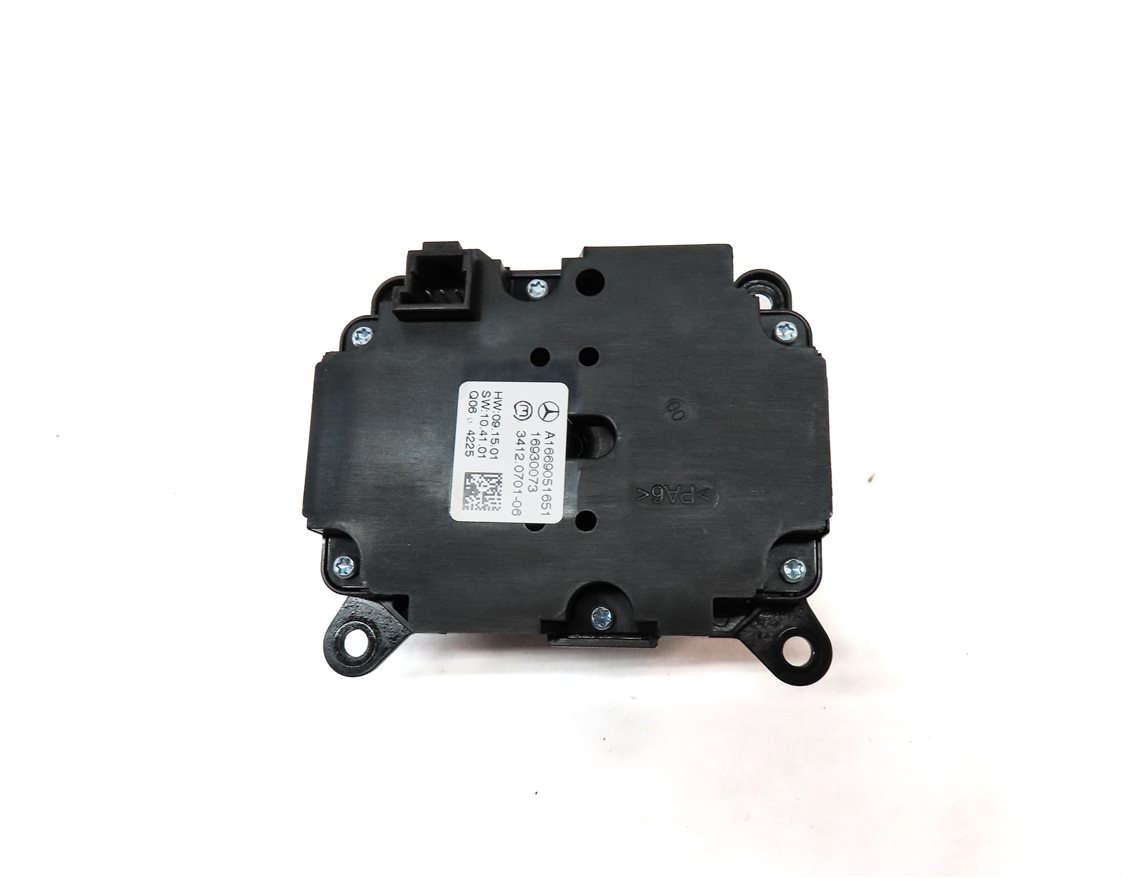 Thumbnail 5: 2015 MERCEDES GL550 (X166) SUSPENSION TRACTION CONTROL SELECTOR SWITCH BUTTON