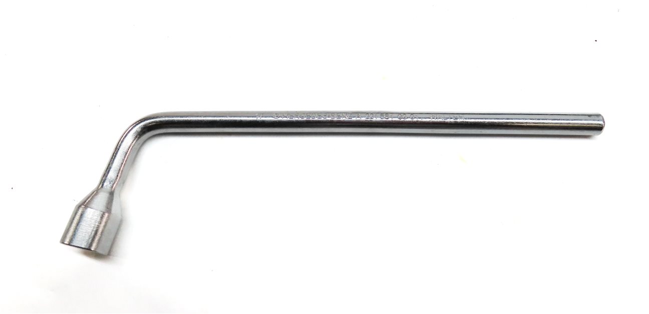 Thumbnail 7: 2015 MERCEDES GL550 (X166) EMERGENCY ROADSIDE JACK LUG TOW HOOK TOOL SET