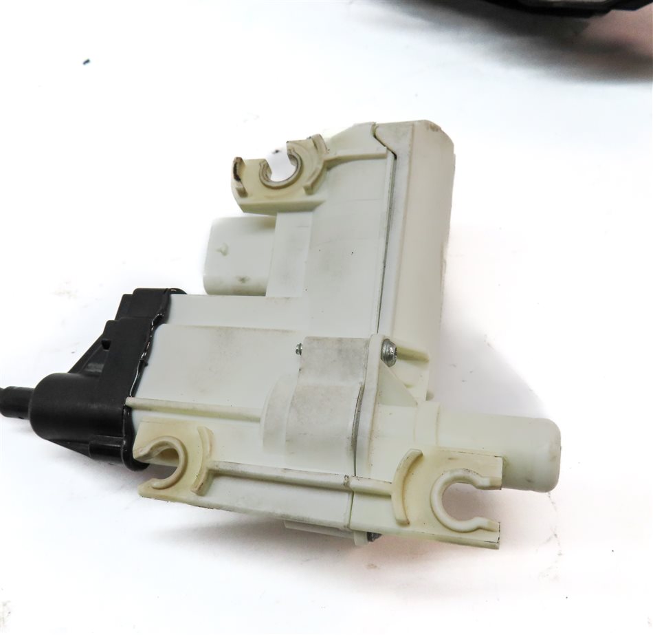 Thumbnail 5: 13-20 MERCEDES GL GLE GLS S FRONT RIGHT PASSENGER DOOR LATCH w/ SOFT CLOSE MOTOR