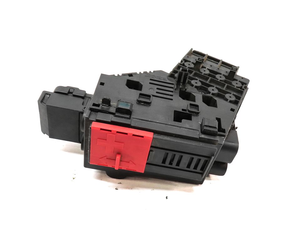 2012-2016 MERCEDES GL350 GL450 GL550 ML350 ML550 (W166 X166) ENGINE FUSE BOX