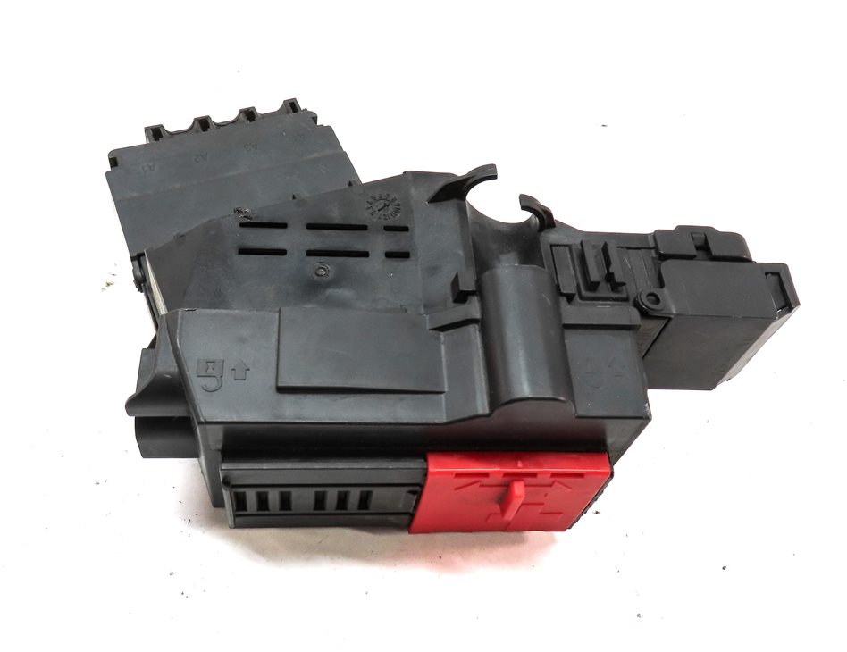 Thumbnail 5: 2012-2016 MERCEDES GL350 GL450 GL550 ML350 ML550 (W166 X166) ENGINE FUSE BOX