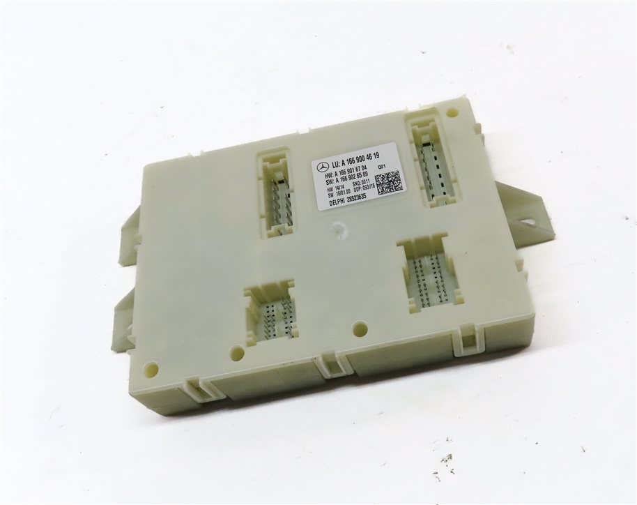 Thumbnail 3: 2015 MERCEDES GL550 (X166) REAR SIGNAL ACQUISITION SAM CONTROL MODULE