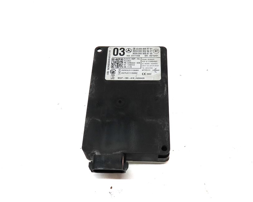 Thumbnail 2: 2015 MERCEDES GL550 (X166) REAR BLIND SPOT ASSIST RADAR SENSOR CONTROL MODULE