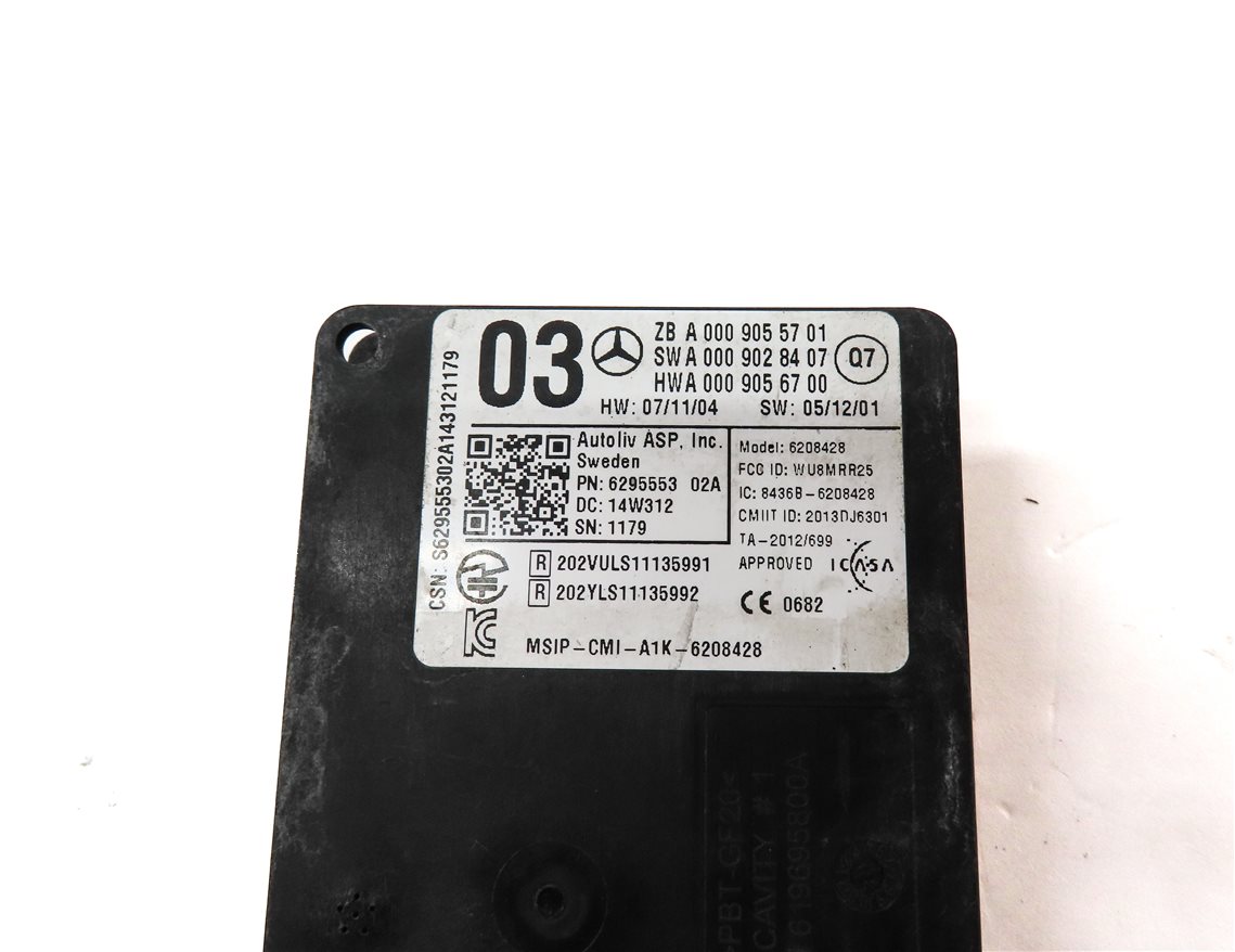 Thumbnail 4: 2015 MERCEDES GL550 (X166) REAR BLIND SPOT ASSIST RADAR SENSOR CONTROL MODULE
