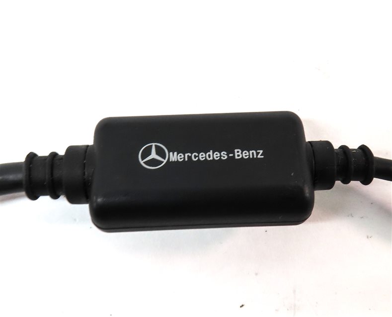 Thumbnail 4: 2015 MERCEDES GL550 (X166) APPLE iPHONE AUDIO AUX INTERFACE CABLE