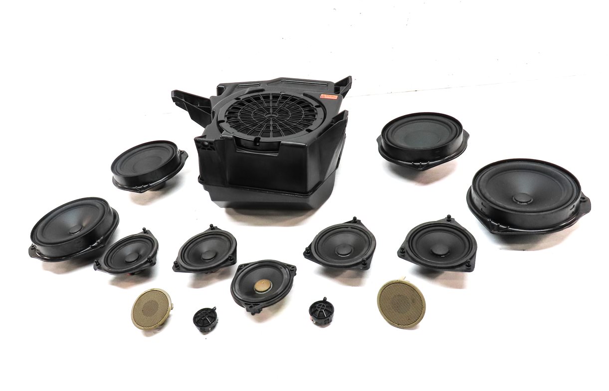 Thumbnail 2: 2015 MERCEDES GL550 (X166) LOGIC 7 AUDIO SOUND SYSTEM SPEAKER SUBWOOFER SET/14