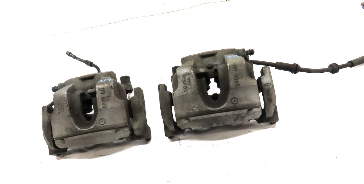 Thumbnail 2: 2013-2019 MERCEDES GL GLE GLS ML CLASS (W166 X166) FRONT BRAKE CALIPER SET