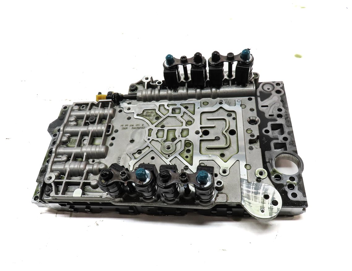 Thumbnail 2: 15-20 MERCEDES C E S GL ML (W205 W212 W166 W222 X166) TRANSMISSION VALVE BODY