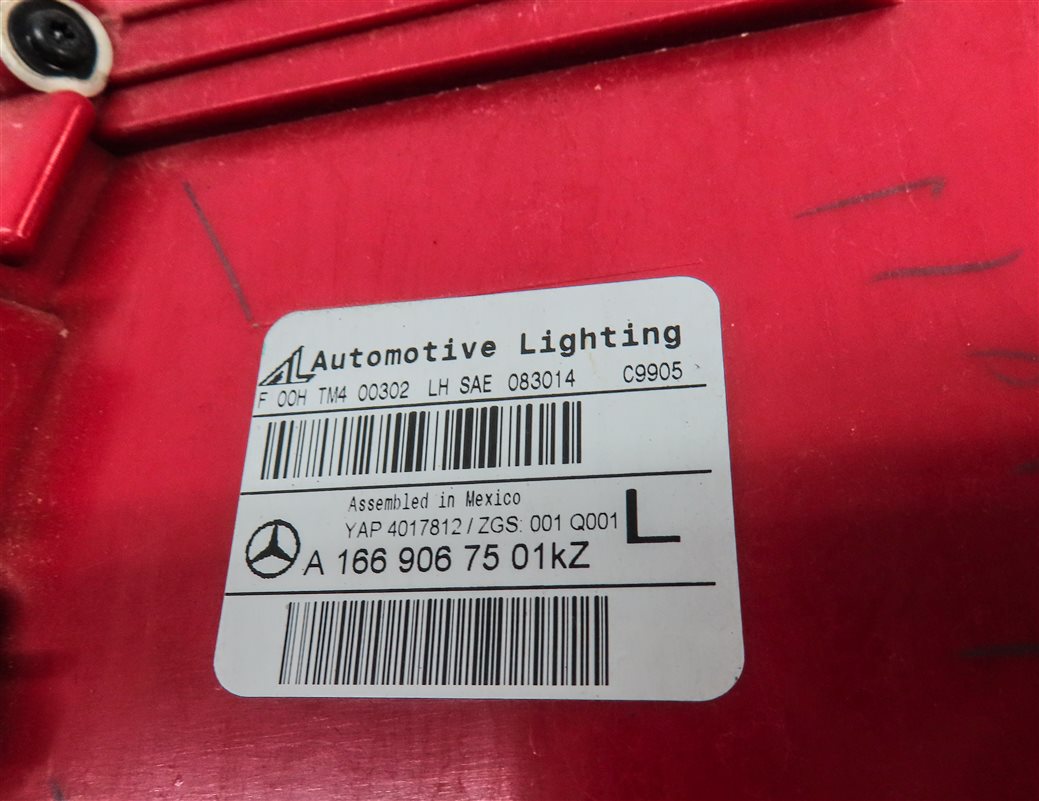Thumbnail 6: 13-16 MERCEDES GL350 GL450 GL550 (X166) LEFT DRIVER TAILLIGHT BRAKE LIGHT LAMP