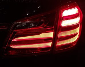 Thumbnail 2: 13-16 MERCEDES GL350 GL450 GL550 (X166) RIGHT REAR TAILLIGHT BRAKE LIGHT LAMP