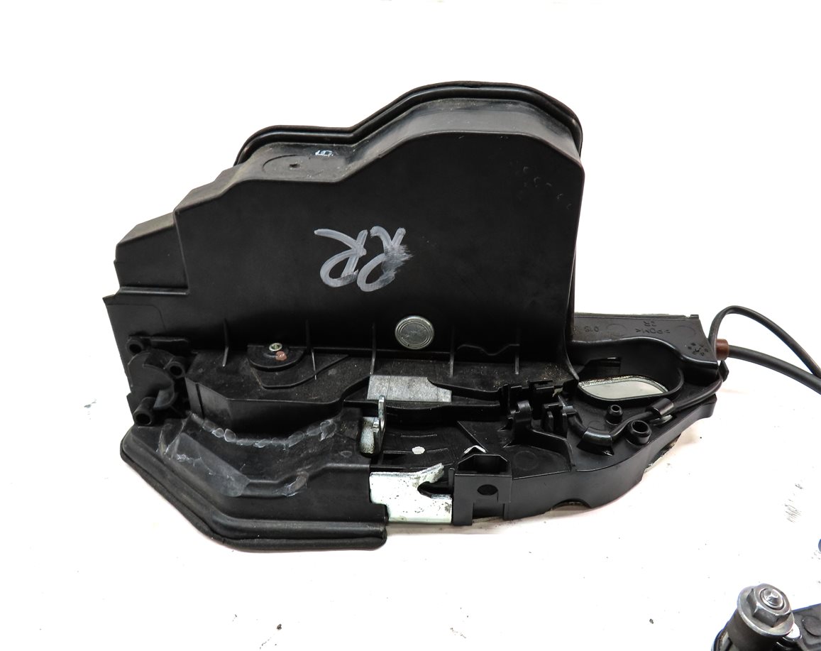 Thumbnail 8: 2011-2015 BMW 740i 750i 760i (F01) REAR RIGHT DOOR LOCK LATCH (SOFT CLOSE)