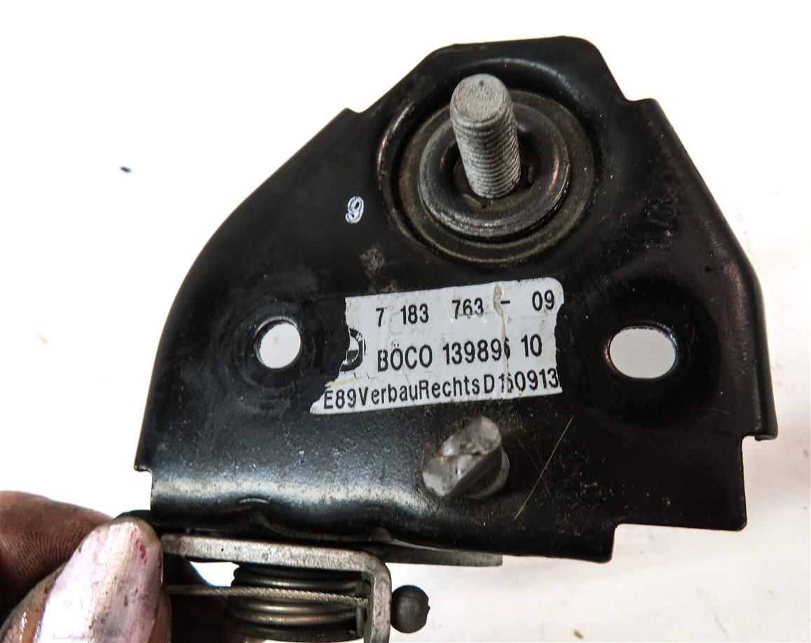 Thumbnail 12: 2014 BMW 750Li (F01) FRONT HOOD BONNET SAFETY HOOK LATCH CATCH HANDLE SET/3