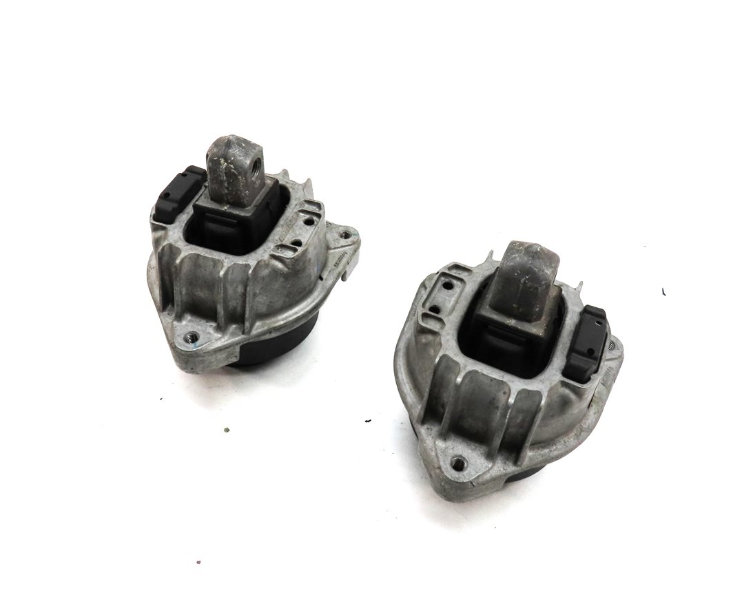 2014 BMW 750Li (F01) 4.4L (N63) LEFT & RIGHT ENGINE MOTOR MOUNT SET/2