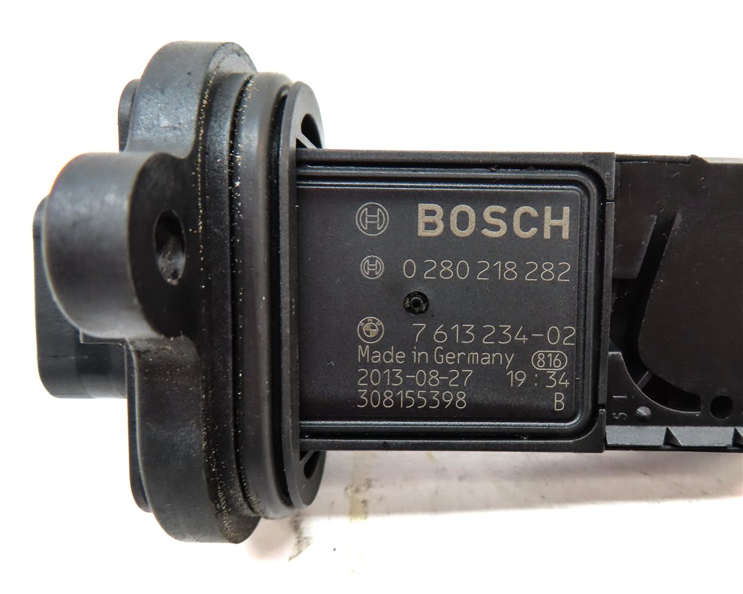 Thumbnail 5: 13-19 BMW 550i 550iGT 650i 750i X5 X5M X6 X6M - 4.4L ENGINE MASS AIR FLOW SENSOR