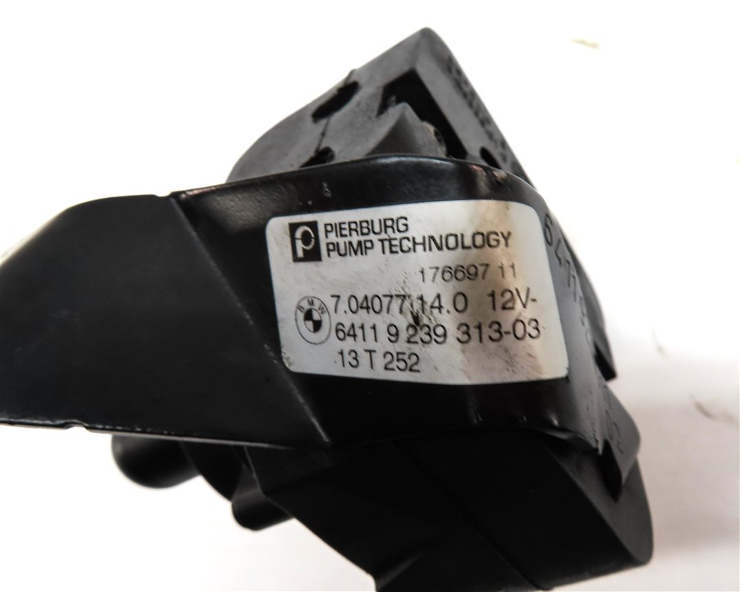 Thumbnail 6: 2014 BMW 750Li (F01) 4.4L (N63) ENGINE AUXILIARY WATER COOLANT PUMP