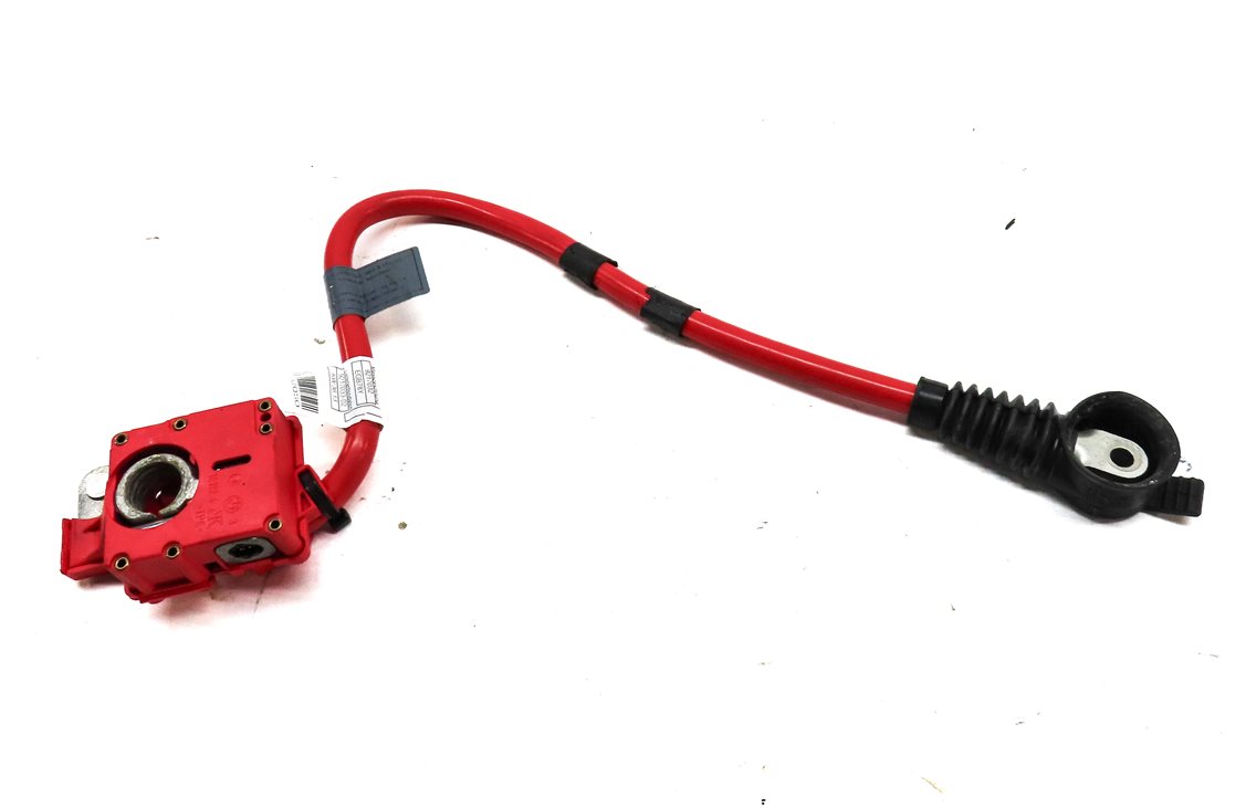 Thumbnail 4: 2014 BMW 750Li (F01) 4.4L (N63) ENGINE POSITIVE BATTERY CABLE TERMINAL