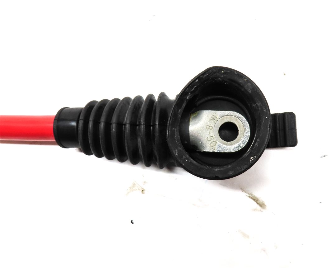 Thumbnail 7: 2014 BMW 750Li (F01) 4.4L (N63) ENGINE POSITIVE BATTERY CABLE TERMINAL