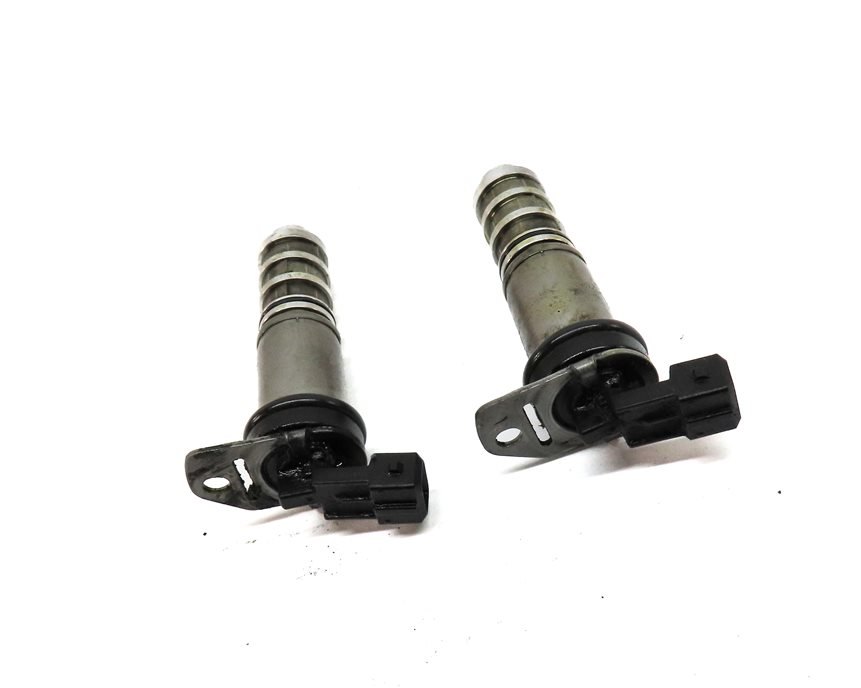 Thumbnail 3: 2014 BMW 750Li (F01) 4.4L (N63) ENGINE VANOS TIMING SOLENOID VALVE SET/2