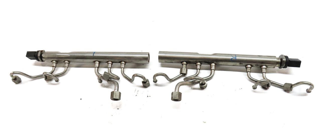Thumbnail 4: 2014 BMW 750Li (F01) 4.4L (N63) ENGINE MOTOR LEFT & RIGHT GAS FUEL RAIL w/LINES