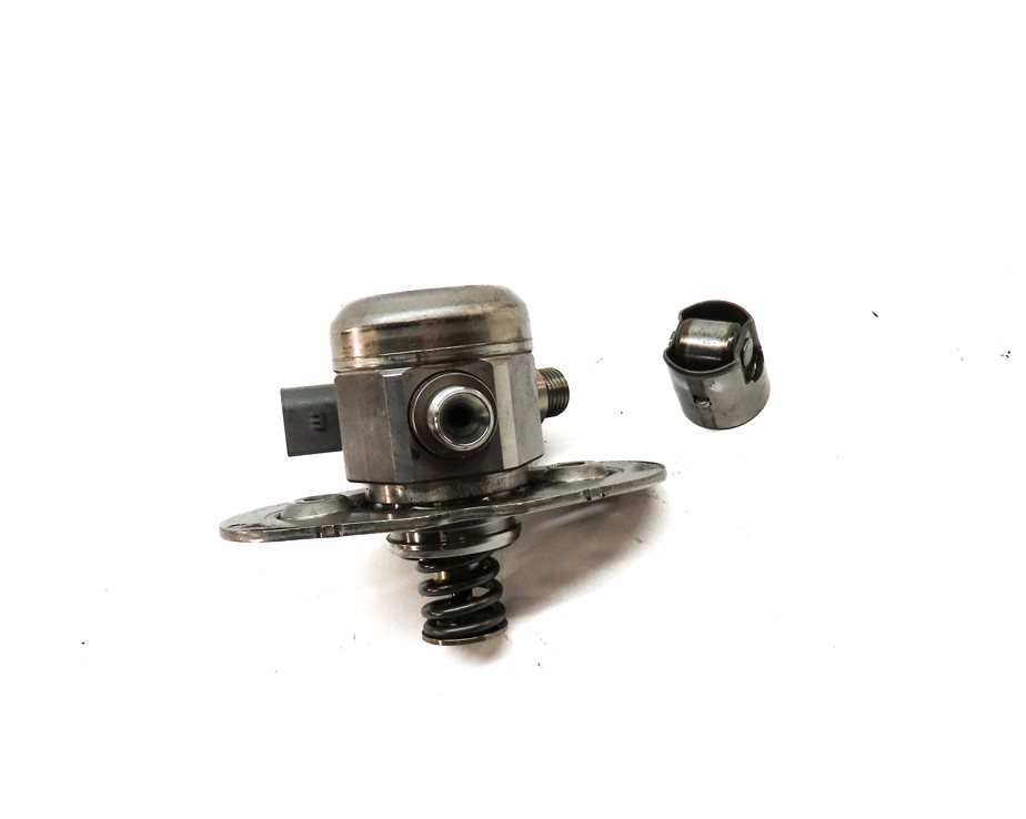 Thumbnail 3: 12-19 BMW 5 6 7 M5 M6 X5 X6 (F06 F10 F15 F16 F85) 4.4L HIGH PRESSURE FUEL PUMP