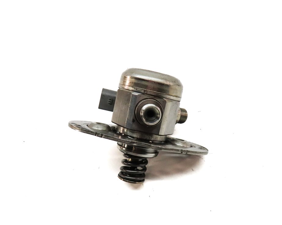 Thumbnail 5: 12-19 BMW 5 6 7 M5 M6 X5 X6 (F06 F10 F15 F16 F85) 4.4L HIGH PRESSURE FUEL PUMP