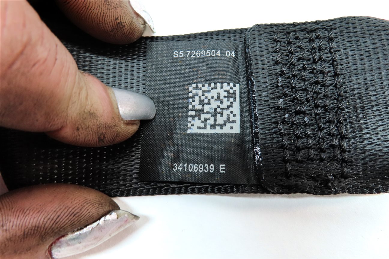 Thumbnail 6: 14 BMW 750Li (F01) REAR LEFT CENTER RIGHT SEAT SEATBELT RETRACTOR SET/3 (BLACK)