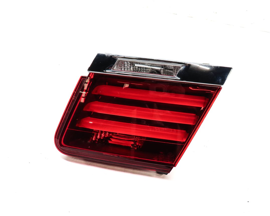 13-15 BMW 740i 750i 760i ACTIVEHYBRID-7 B7 (F01 F02 F04) RIGHT INNER TAILLIGHT