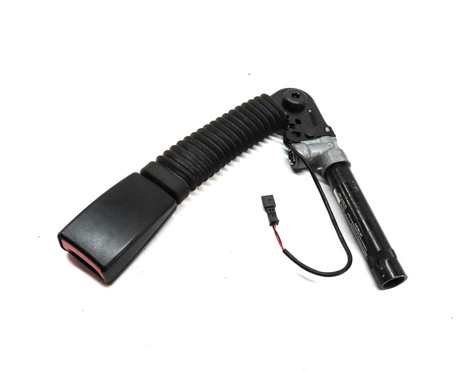 Thumbnail 1: 13-16 BMW 5 7 SERIES (F01 F10) FRONT RIGHT PASSENGER SEATBELT BUCKLE RECEIVER