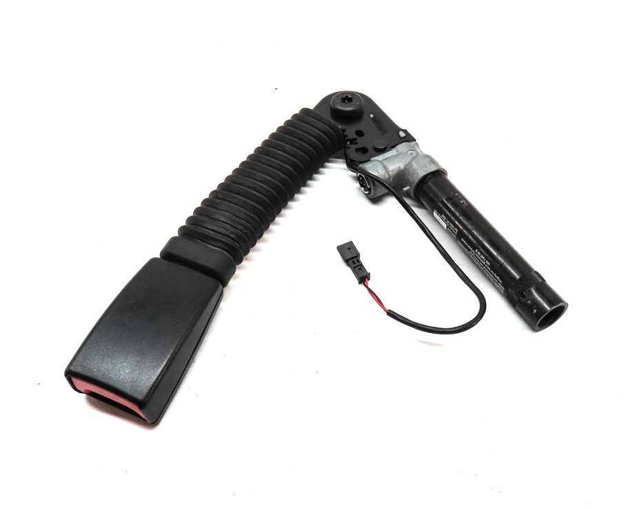 Thumbnail 2: 13-16 BMW 5 7 SERIES (F01 F10) FRONT RIGHT PASSENGER SEATBELT BUCKLE RECEIVER