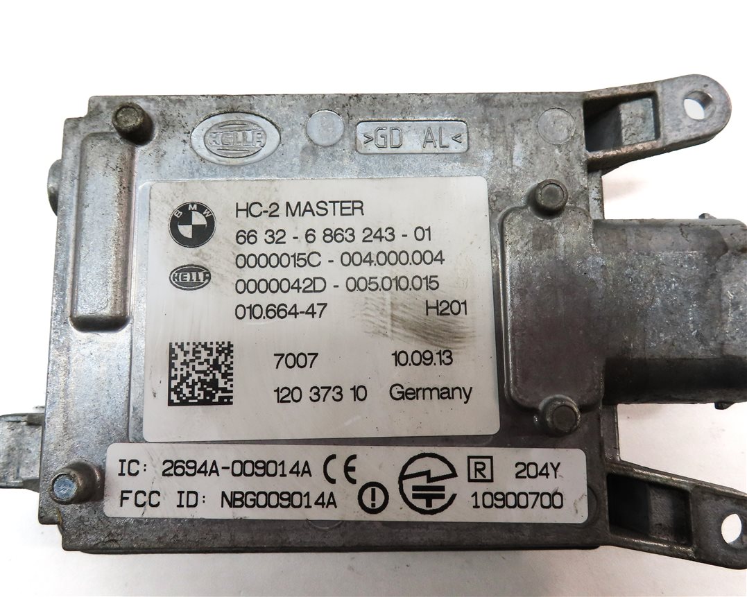 Thumbnail 4: 2014 BMW 750Li (F01) REAR RIGHT BLIND SPOT RADAR SENSOR MODULE MASTER